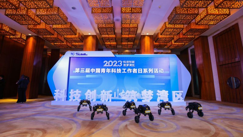 数据工程师的ELT工具操作手册：构建高效数据流水线的必备指南